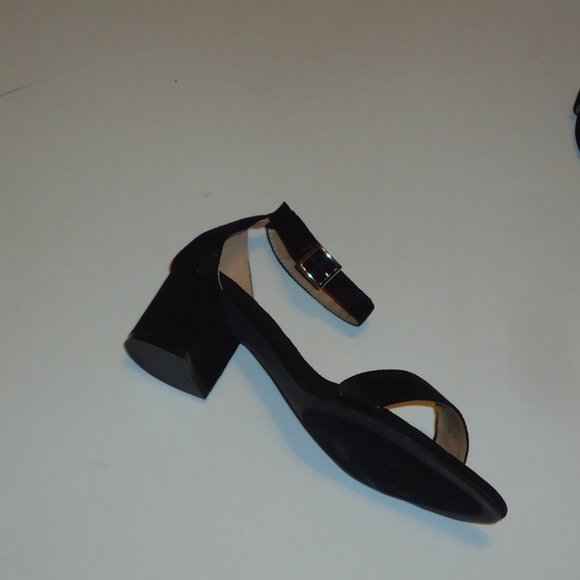 Charles Albert Black Women's Sandals - Picture 7 of 14
